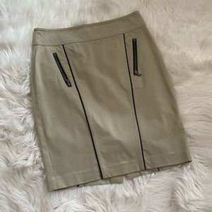 Ann Taylor Tan Skirt w/ Faux Leather Piping Sz 2